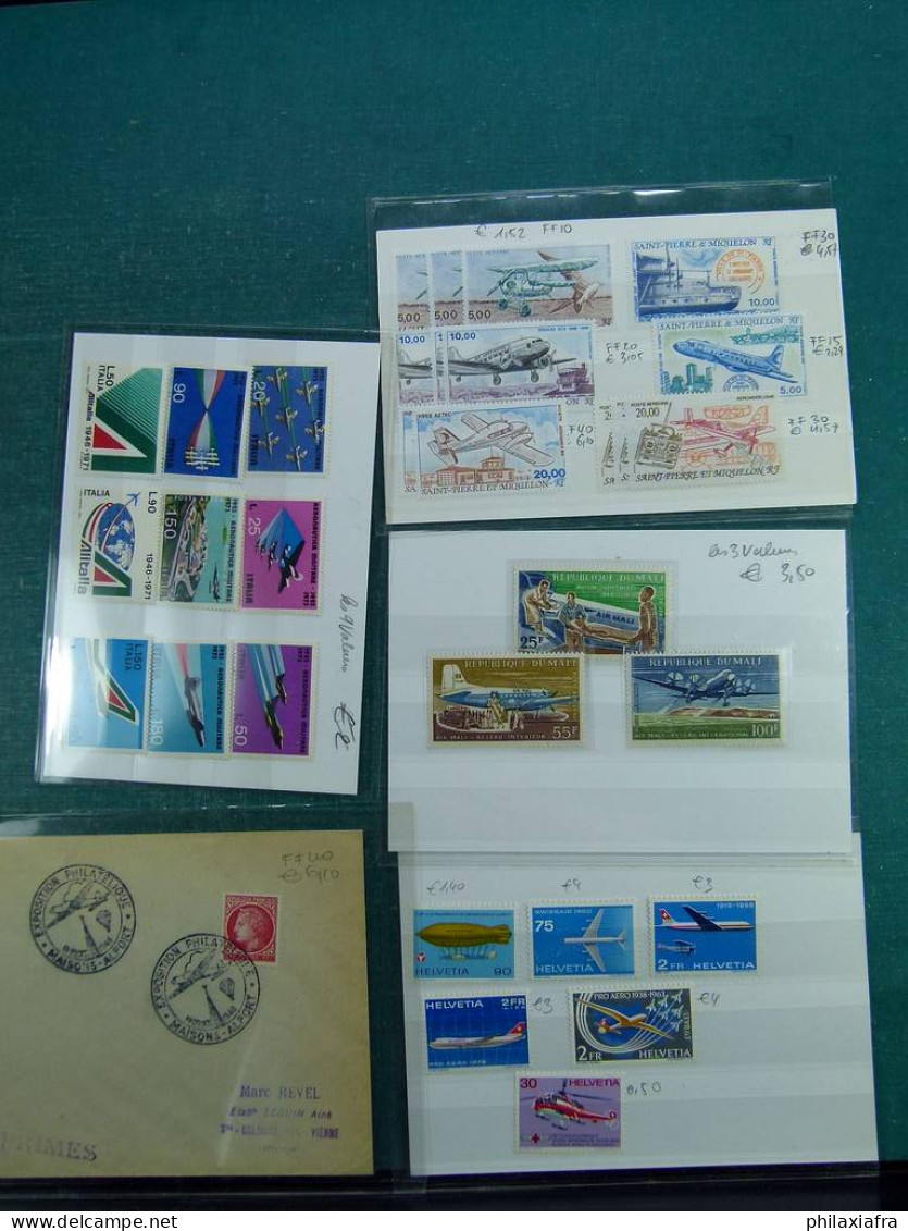 Collection sur le thème de l'aviation, avec timbres neufs et oblitérés, envel