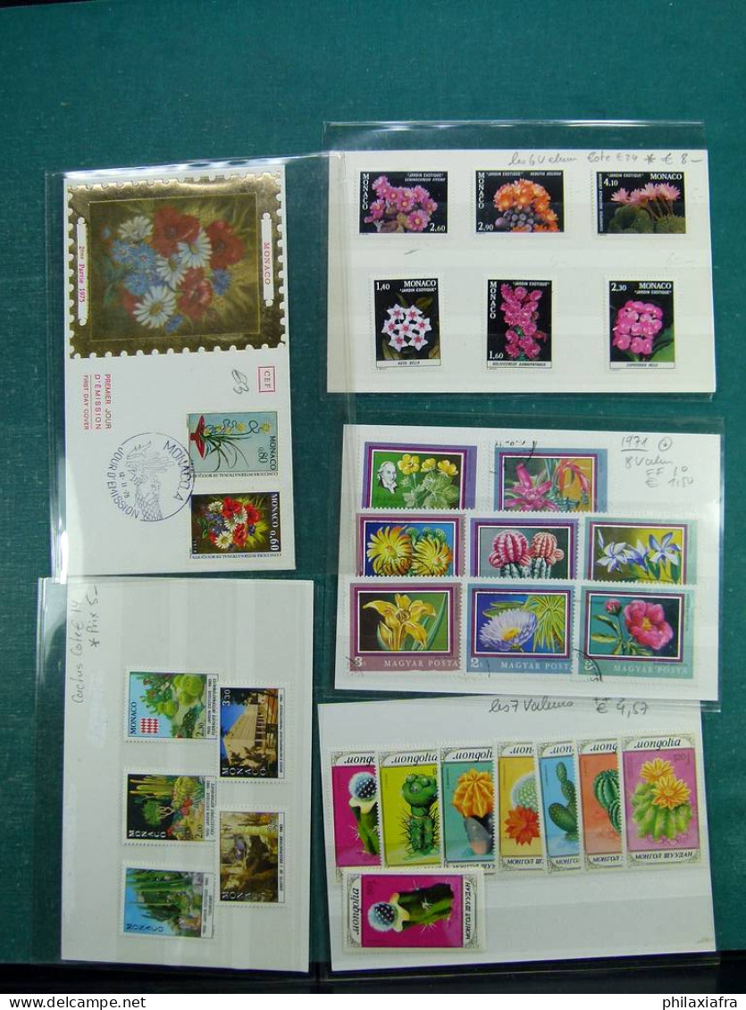 Collection sur le thème des fleurs, avec timbres neufs et oblitérés, envelopp