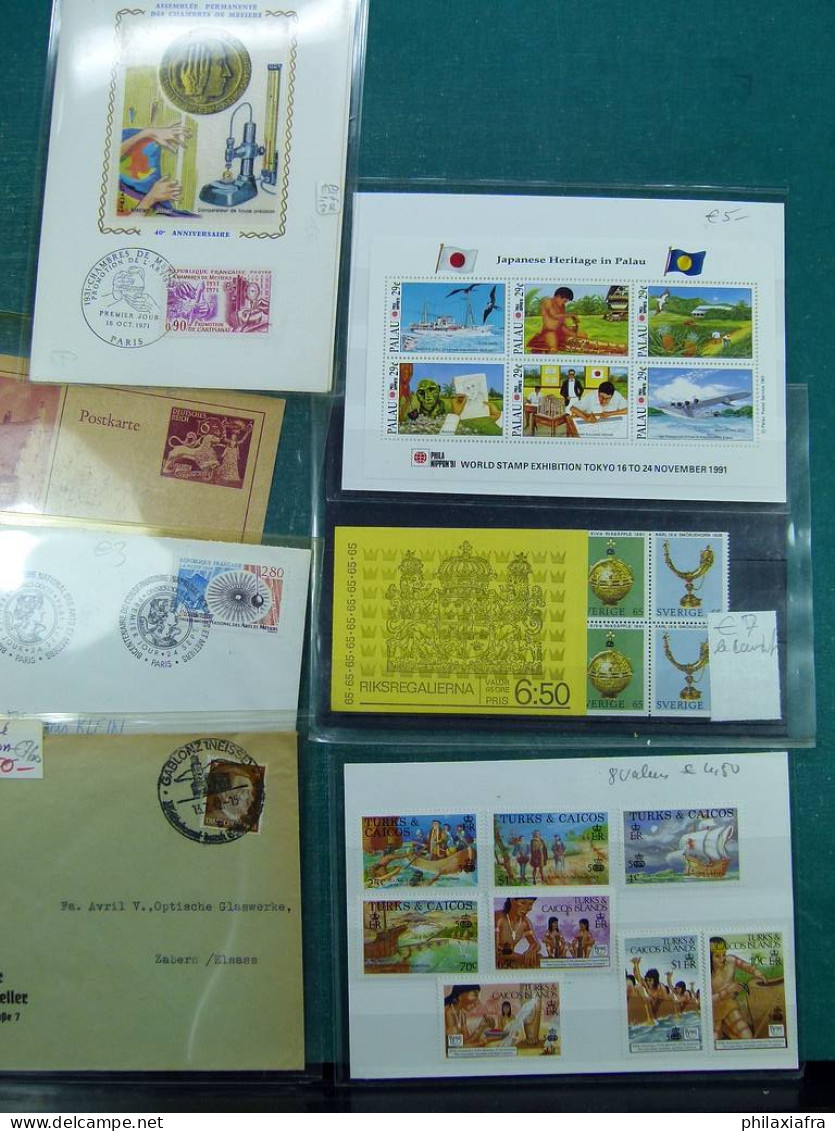 Collection Thématique Diverse, avec timbres neufs et oblitérés, enveloppes, c