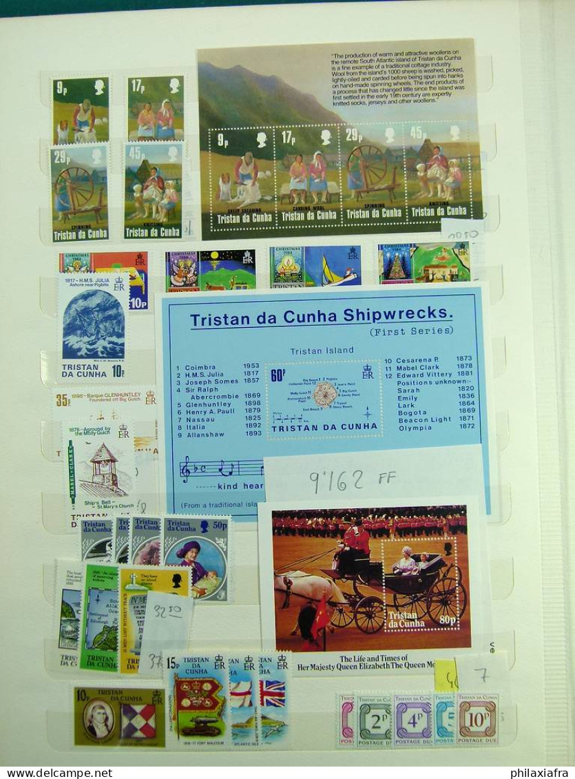 Collection Tristan da Cunha, sur pages de classeur, avec timbres neufs ** sans c