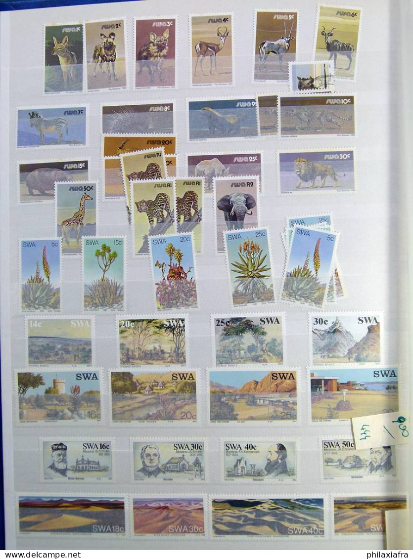Collection Namibie, Sur Classeur, Avec Pour La Plupart Des Timbres Neufs ** Sans - Namibia (1990- ...)