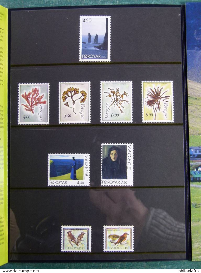 Collection Féroéenne, sur 5 chemises, avec timbres neufs ** sans charnière, d