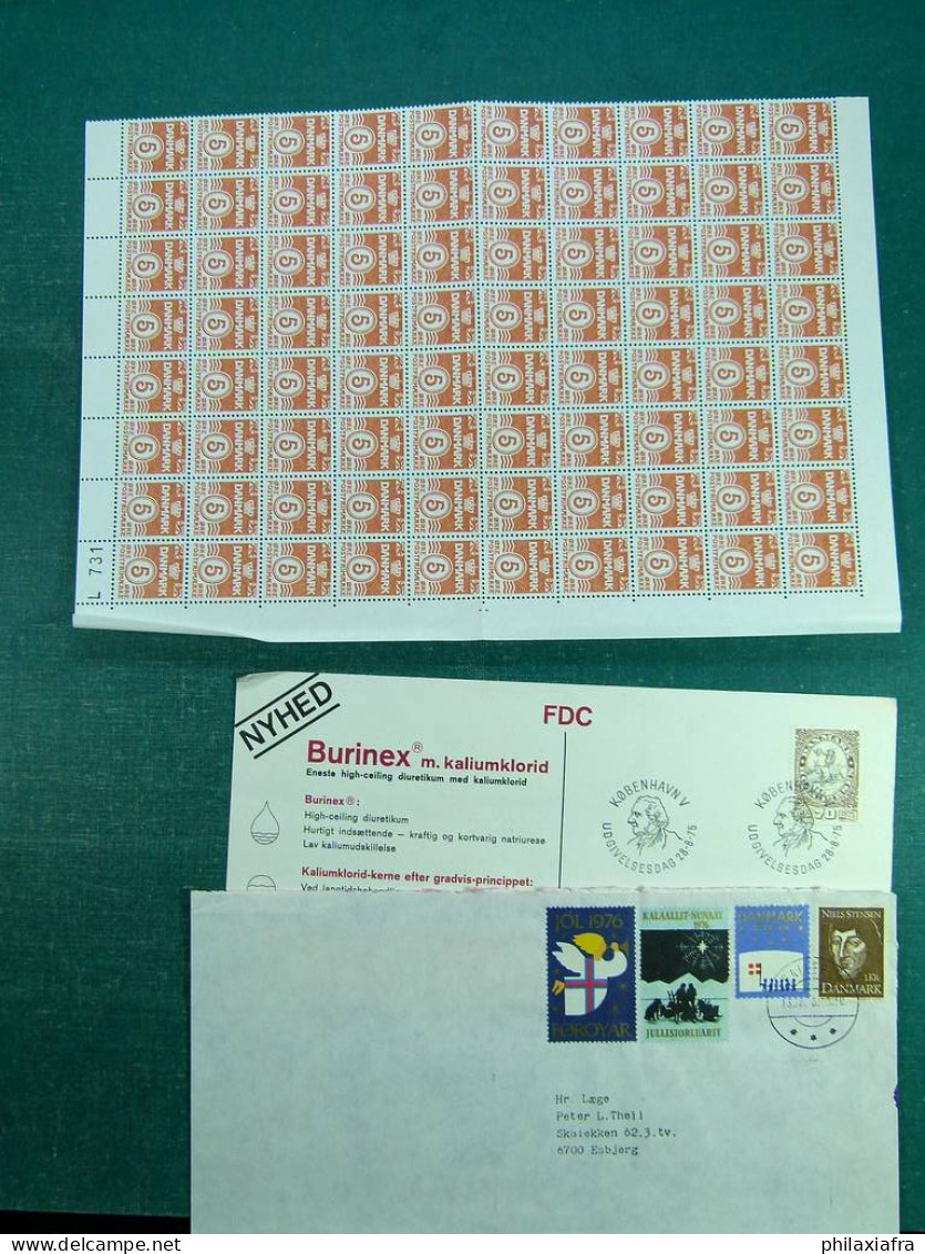 Collection de timbres principalement de la région scandinave.