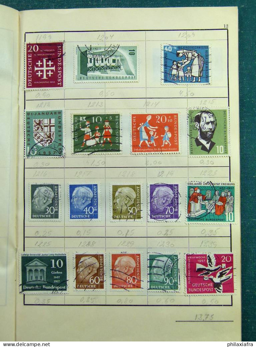 Collection de timbres neufs et oblitérés, histoire postale, principalement d'E