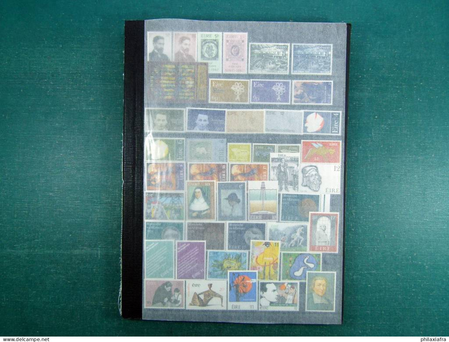 Collection Irlande, De 1966 à 2007, Avec Timbres Et BF ** Neufs  - Collections, Lots & Series