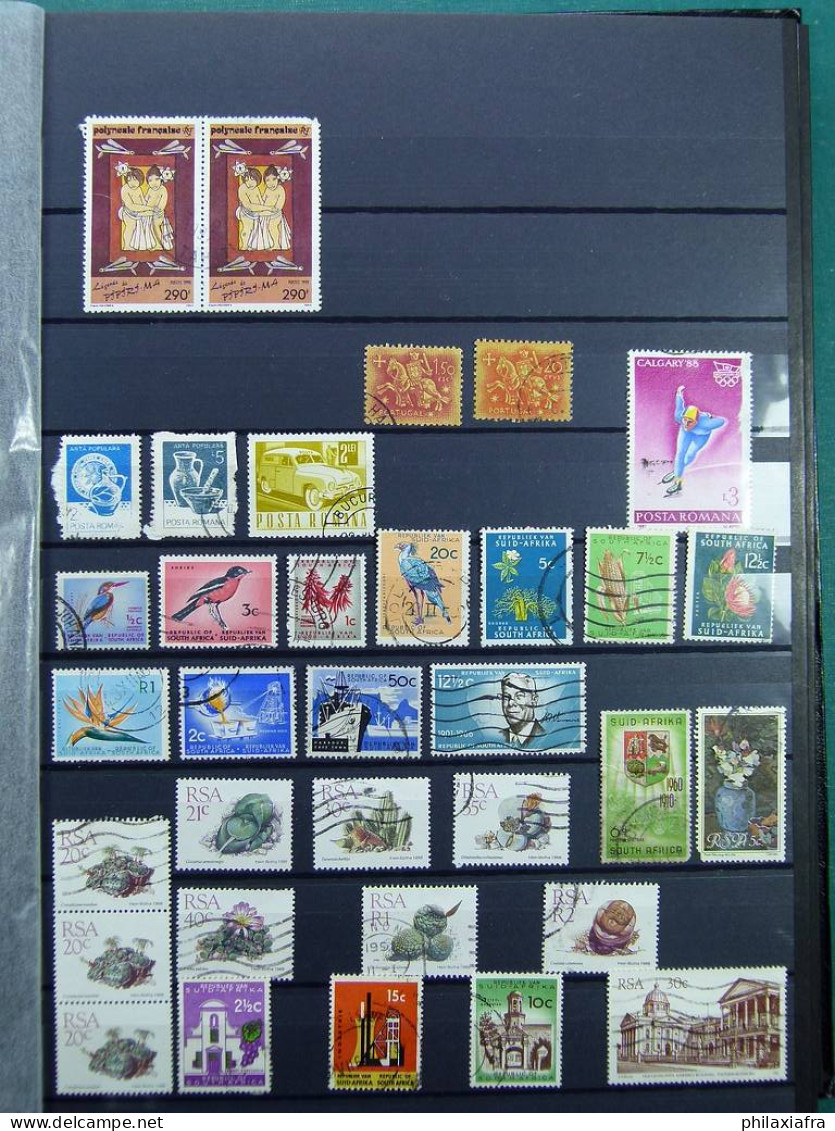 Collection mondiale, sur classificateur, avec timbres neufs et oblitérés.