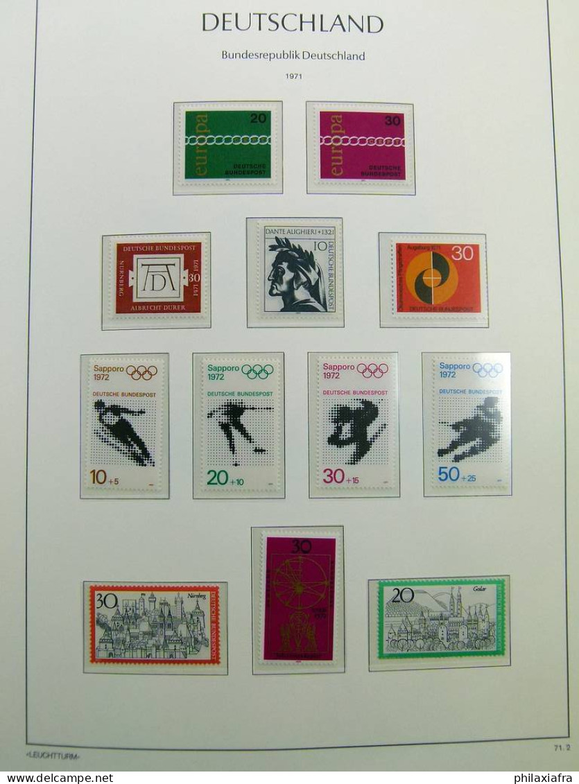 Collection Bund Allemagne, sur 2 albums, de 1942 à 1982, avec timbres neufs ** 