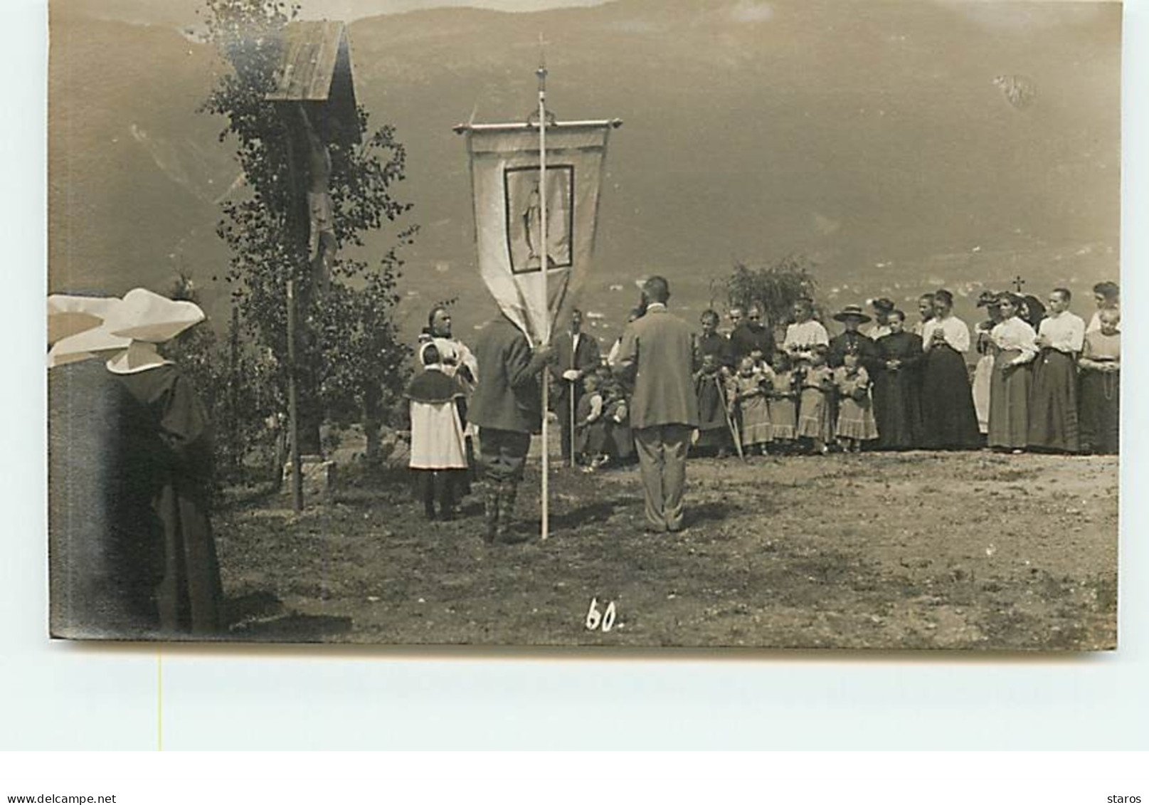 BRIXEN - Jesus House Orphanage N°60 - Hommes, Femmes Et Religieuse écoutant Le Prêche - Bolzano (Bozen)