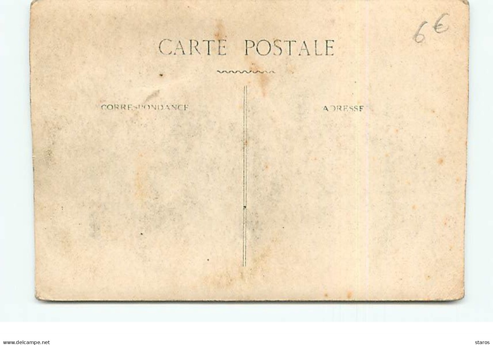 Carte-Photo - Groupe De Musiciens Autour D'un Prêtre - To Identify