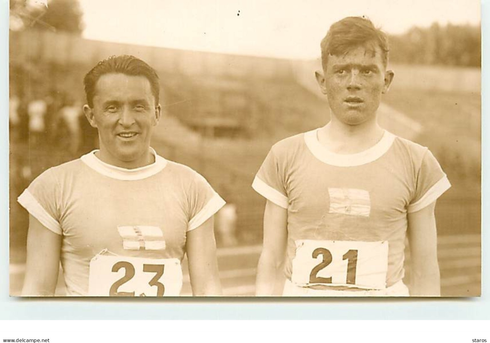 Carte Photo - Match D'athlétisme France-Finlande à Colombes 1929 - Coureurs Finlandais 21 Et 23 - Leichtathletik