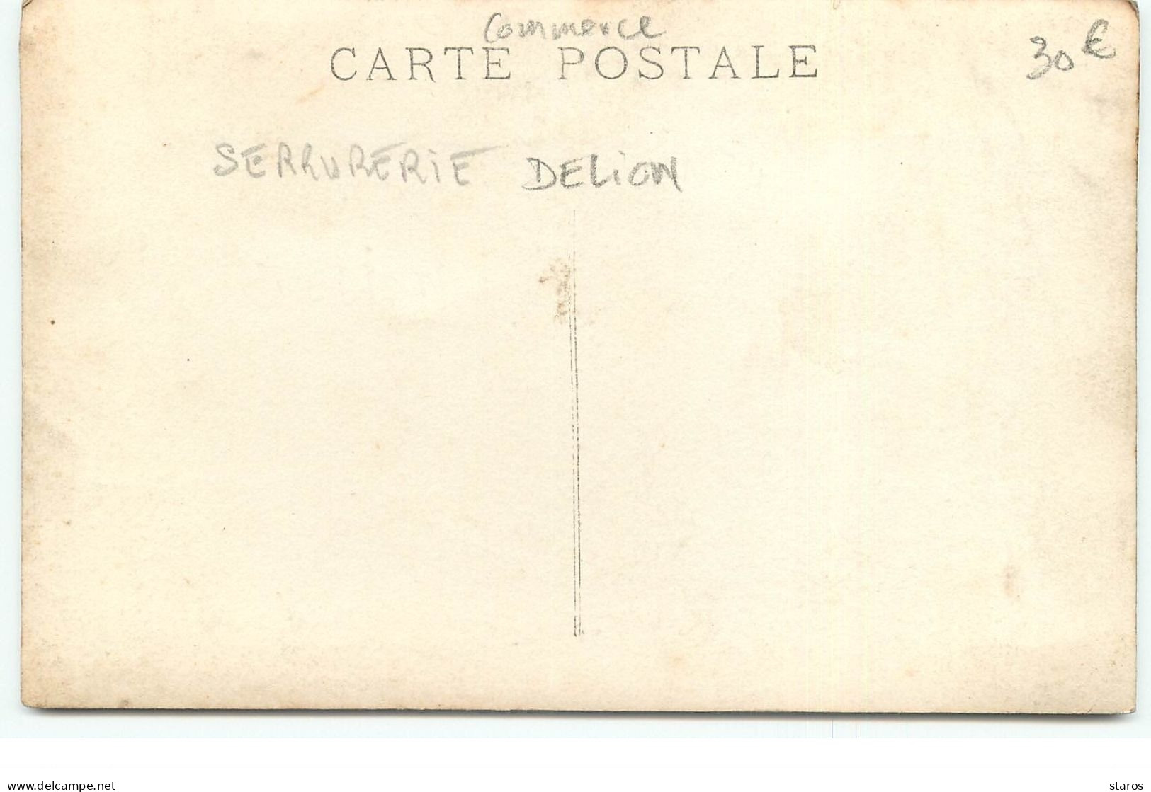 Carte Photo - Hommes Et Enfant Devant Une Serrurerie Delion - Other & Unclassified