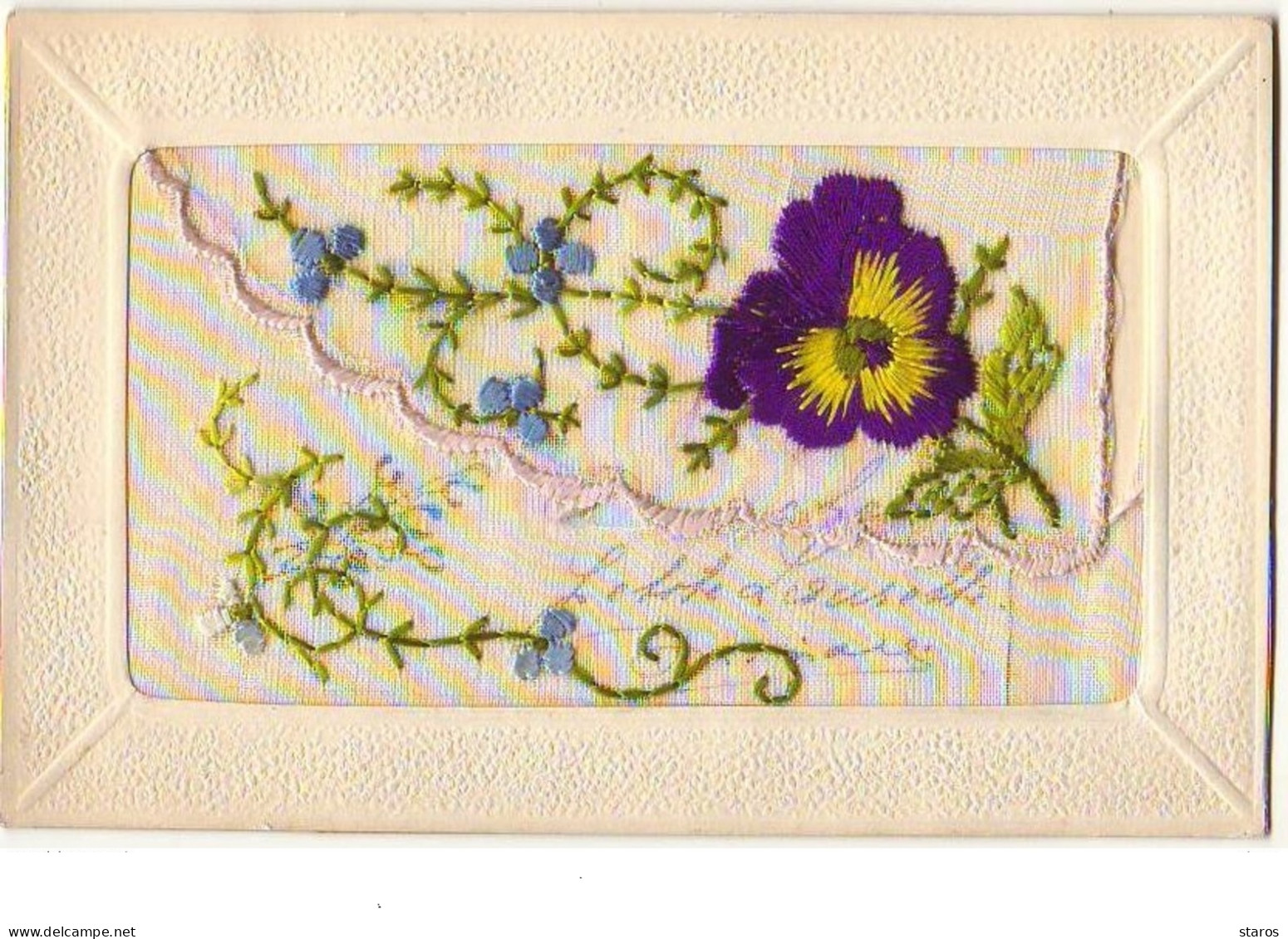 Carte Brodée - Fleurs - Pensées - Embroidered
