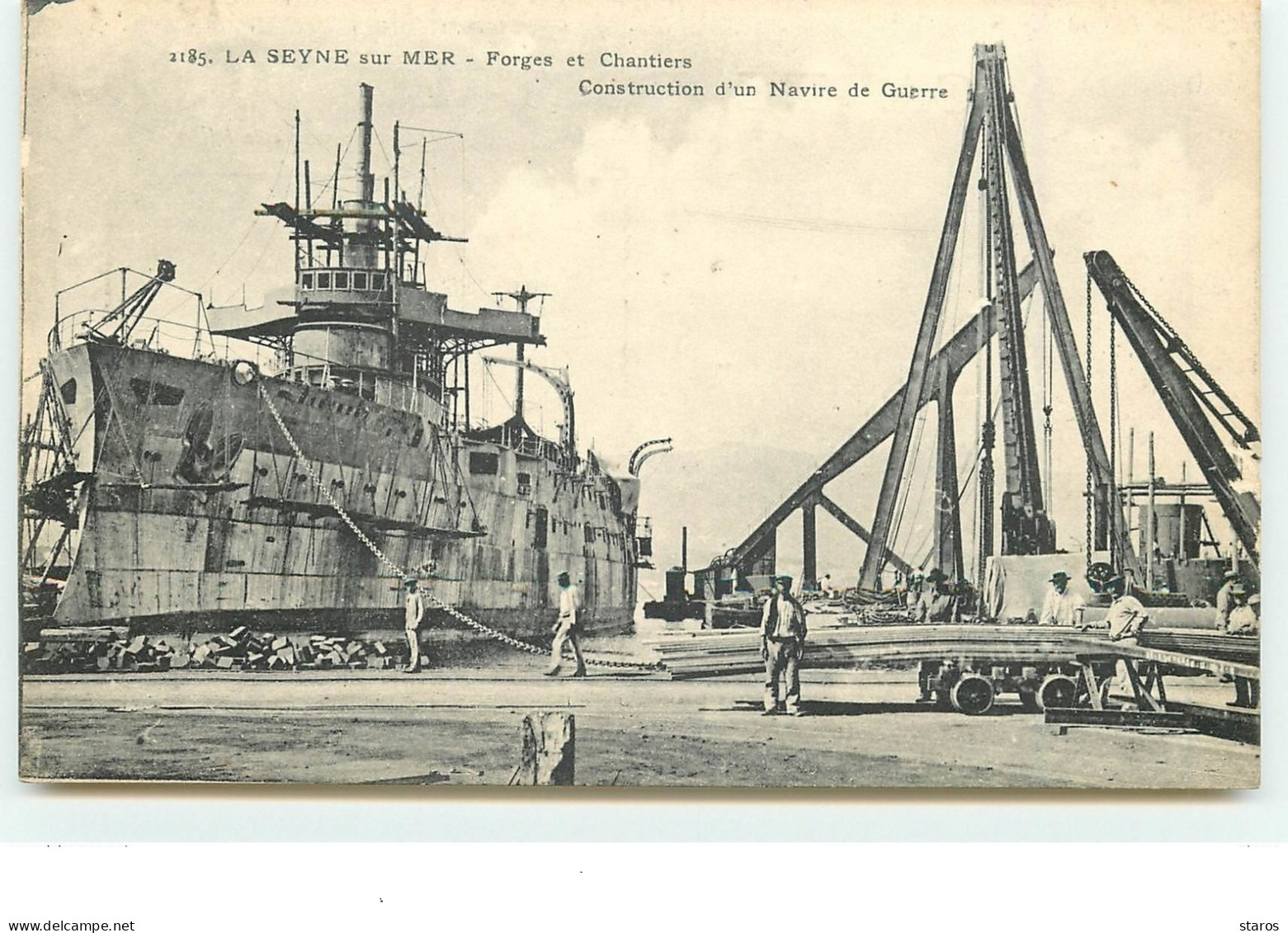 LA SEYNE-SUR-MER - Forges Et Chantiers - Construction D'un Navire De Guerre - La Seyne-sur-Mer