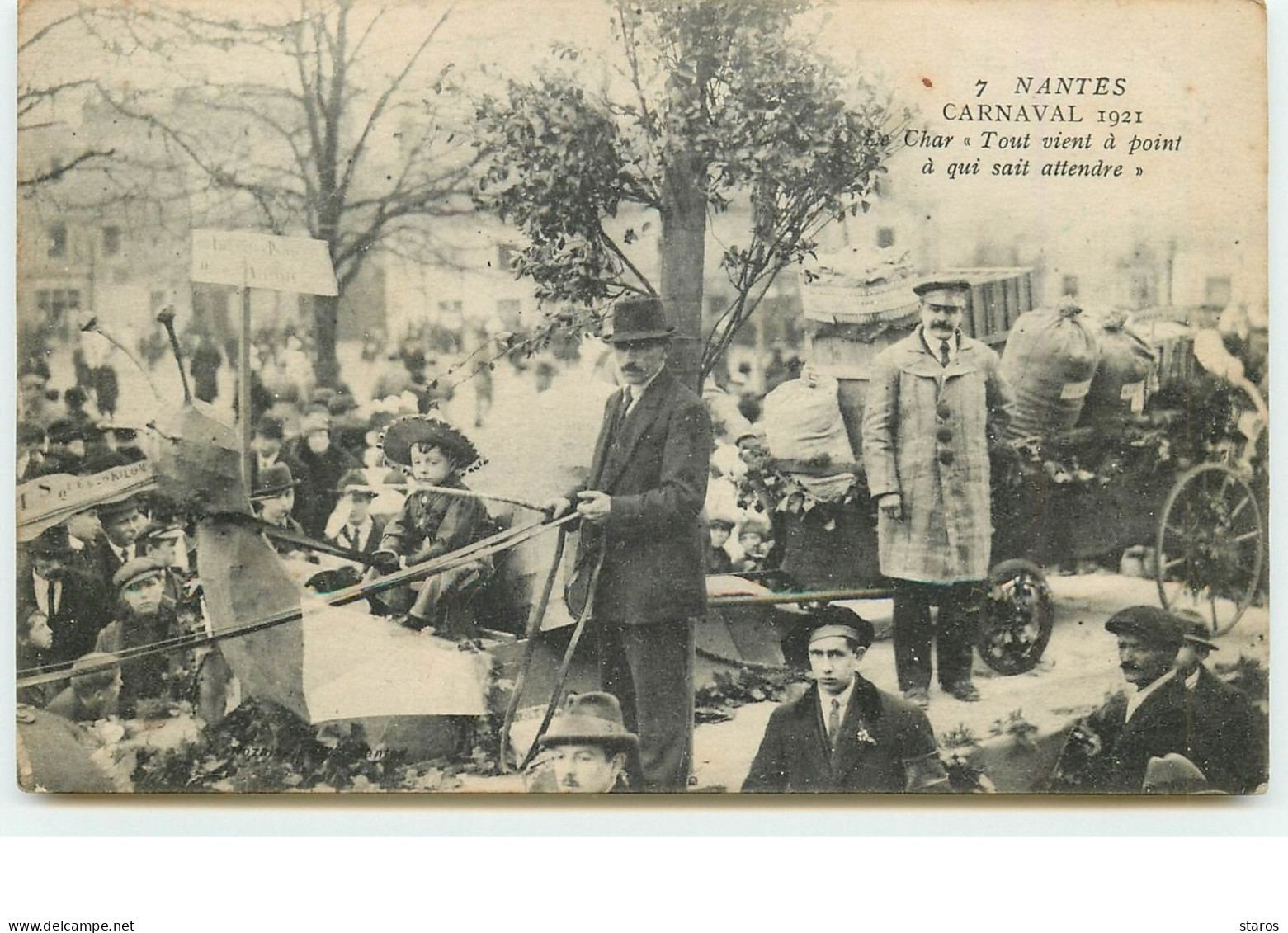 NANTES Carnaval 1925 - Un Char "Tout Vient à Point à Qui Sait Attendre" - Nantes