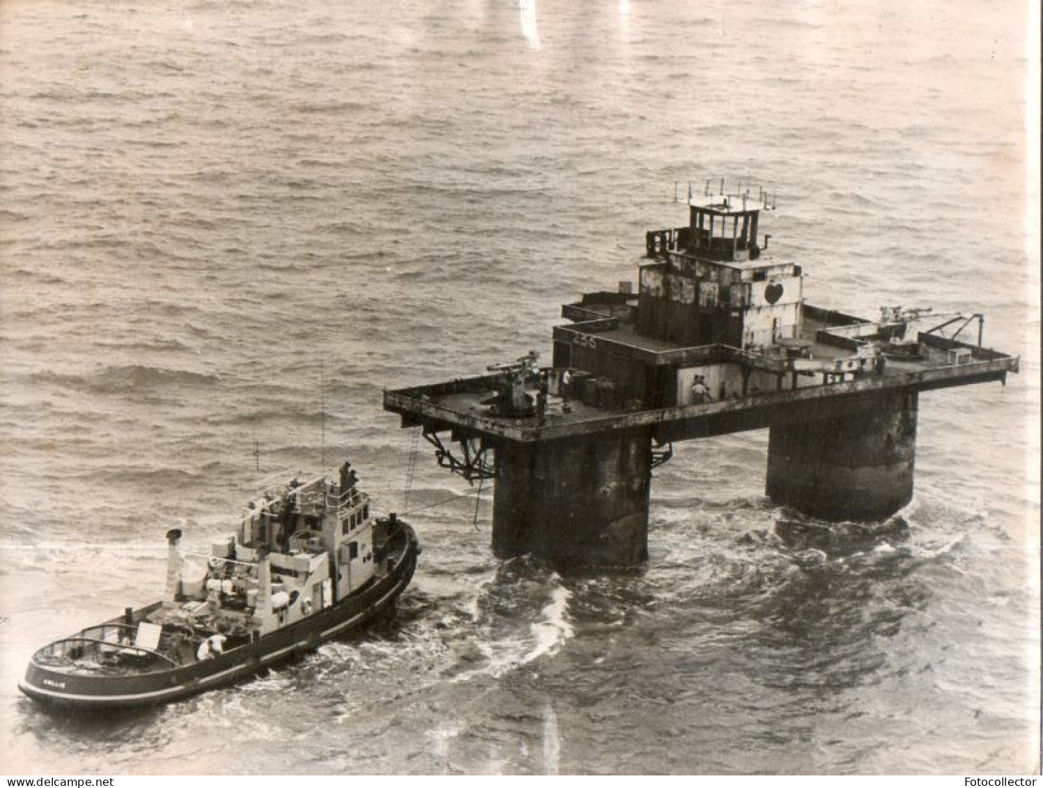 Angleterre : Le Fort De Mer Sunk Head Va être Détruit Pour éviter Son Utilisation Par Les Radios Pirates (1967) - Lieux