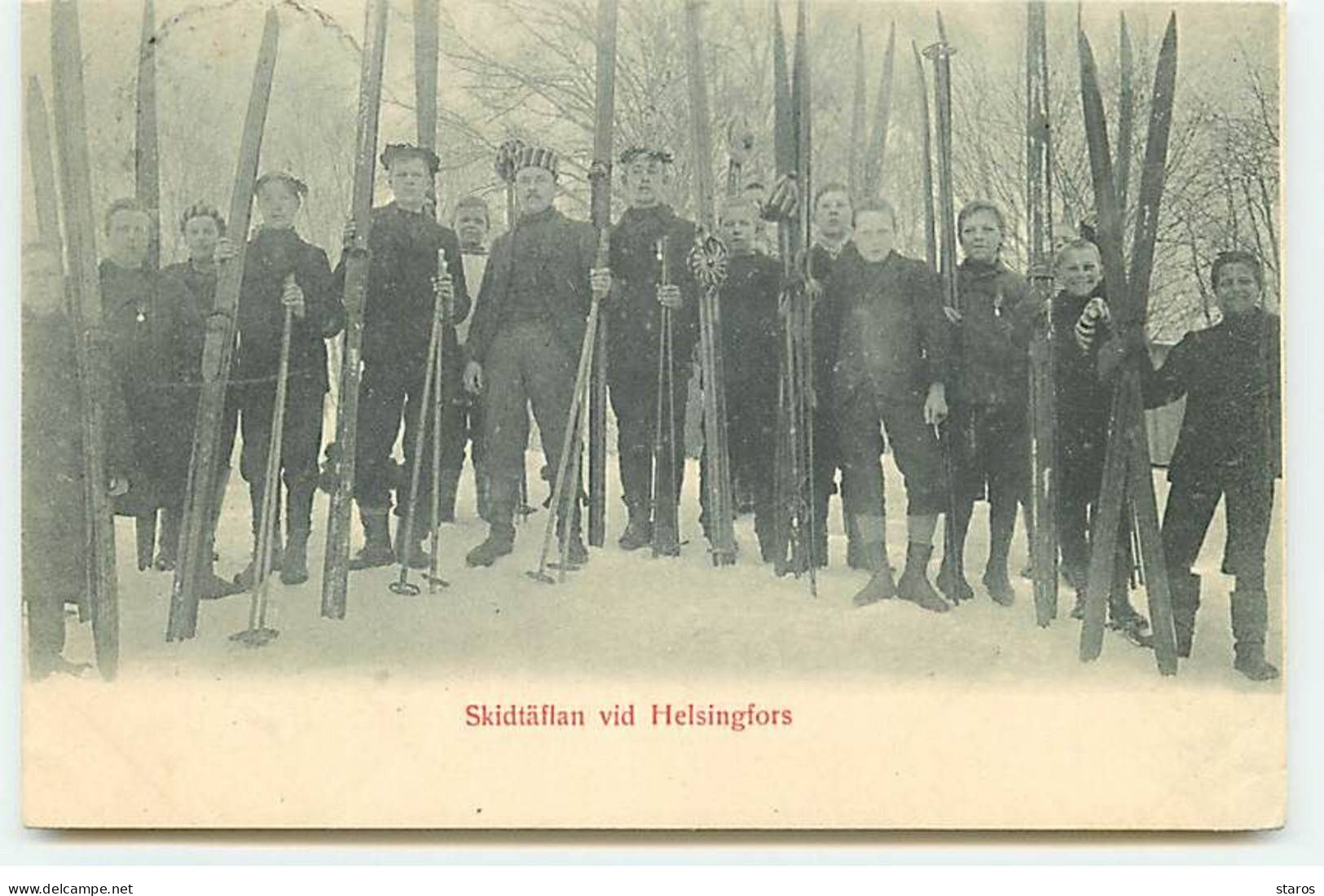 Finlande - Skidtäflan Vid Helsingfors - Hommes Avec Des Skis - Finland