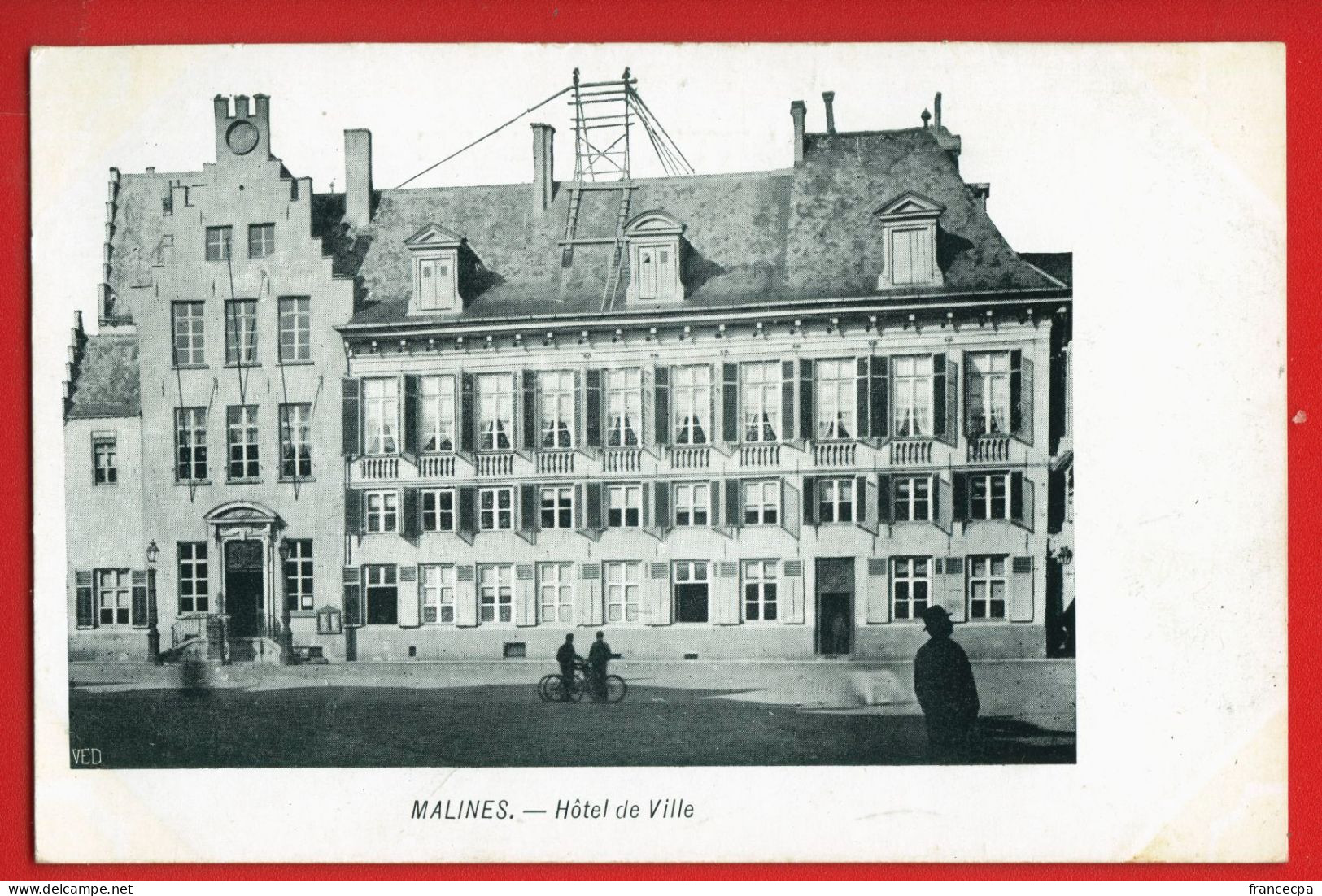 931 - BELGIQUE - MALINES - Hôtel De Ville  - DOS NON DIVISE - Malines