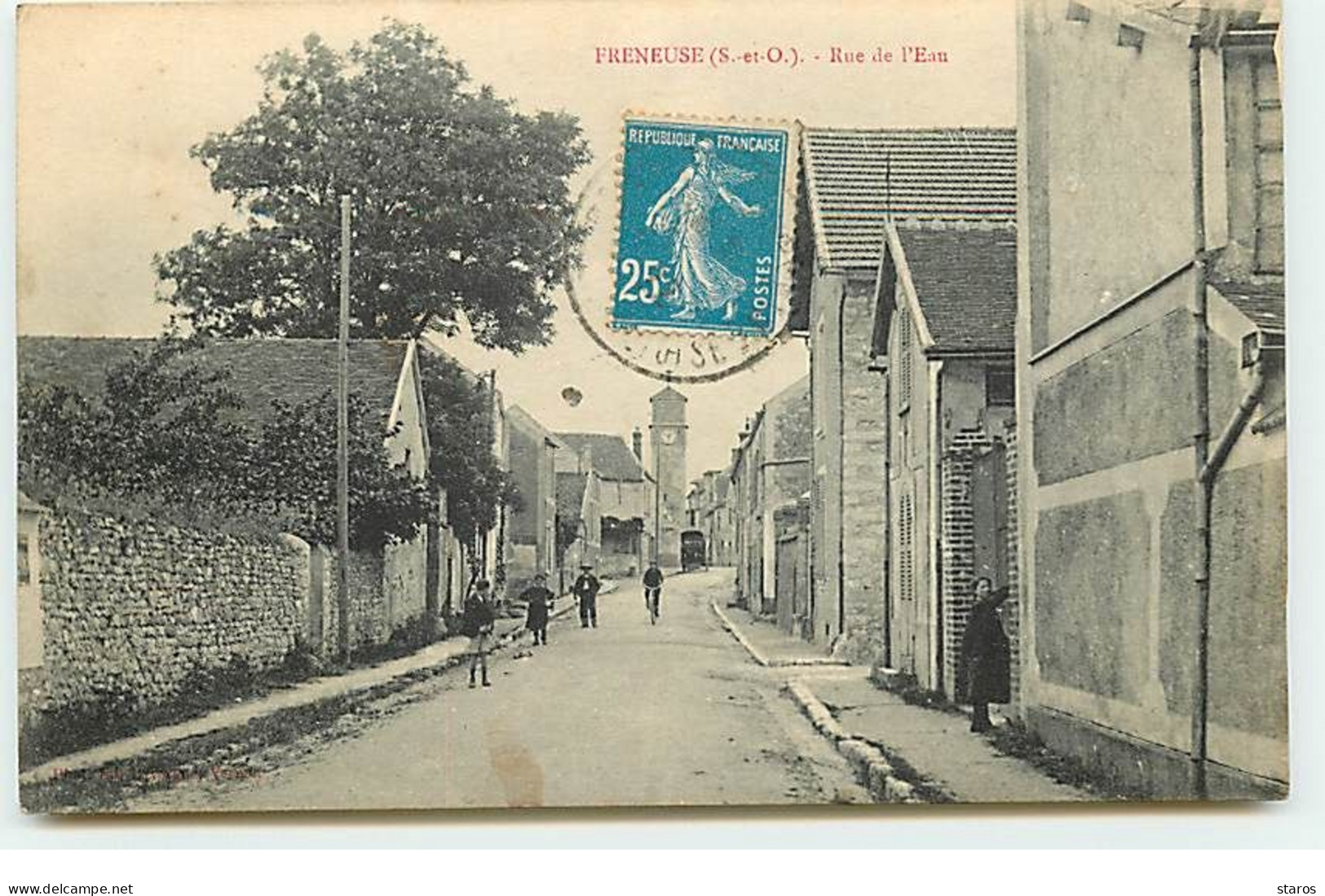 FRENEUSE - Rue De L'Eau - Freneuse