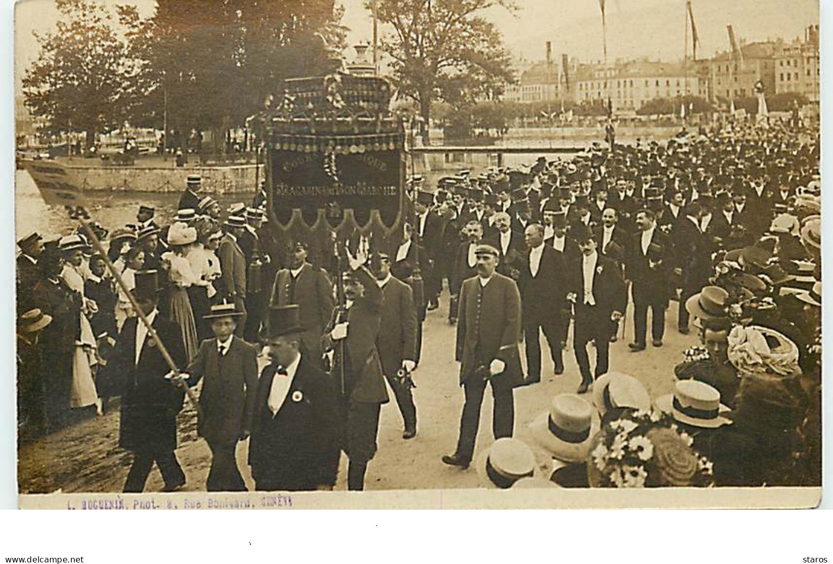 GENEVE - RPPC - Procession - Cours De Musique - Magasin Au Bon Marché - Genève