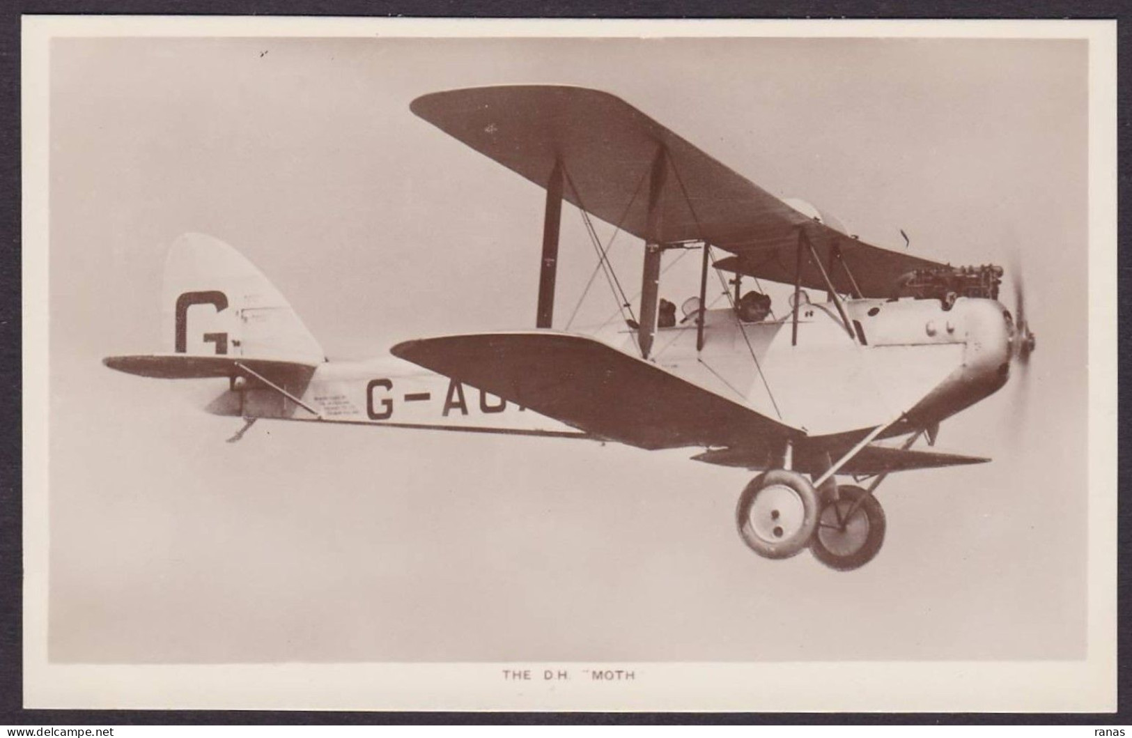 CPA Aviation Avion Non Circulé Voir Scan Du Dos Angleterre MOTH - 1919-1938: Interbellum