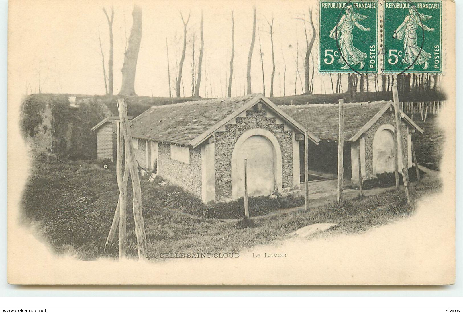 LA CELLE SAINT-CLOUD - Le Lavoir - La Celle Saint Cloud