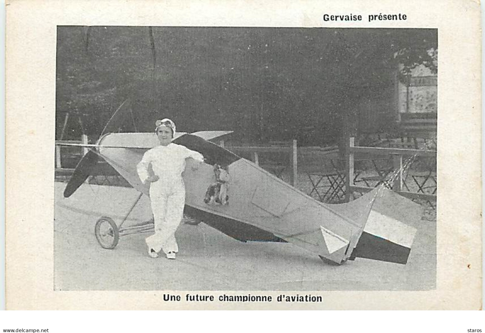 BRUNOY - La Pyramide - Gervaise Présente Une Future Championne D'Aviation - Brunoy