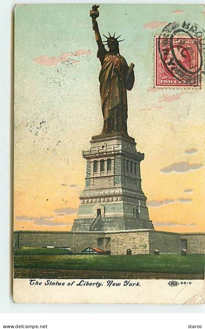 Etats-Unis - NEW YORK -  The Statue Of Liberty - Statue Of Liberty