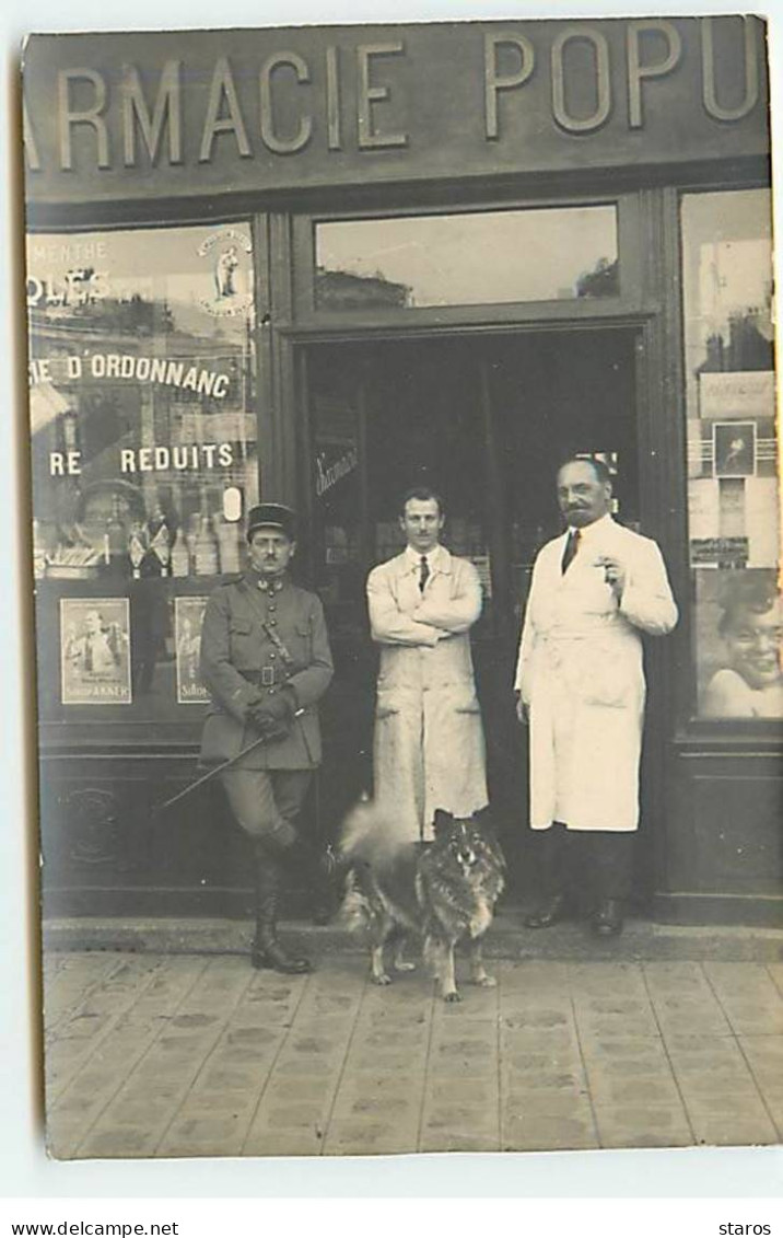 Carte Photo - Pharmacie Populaire - Militaire, Chien Et Personnel - Shops