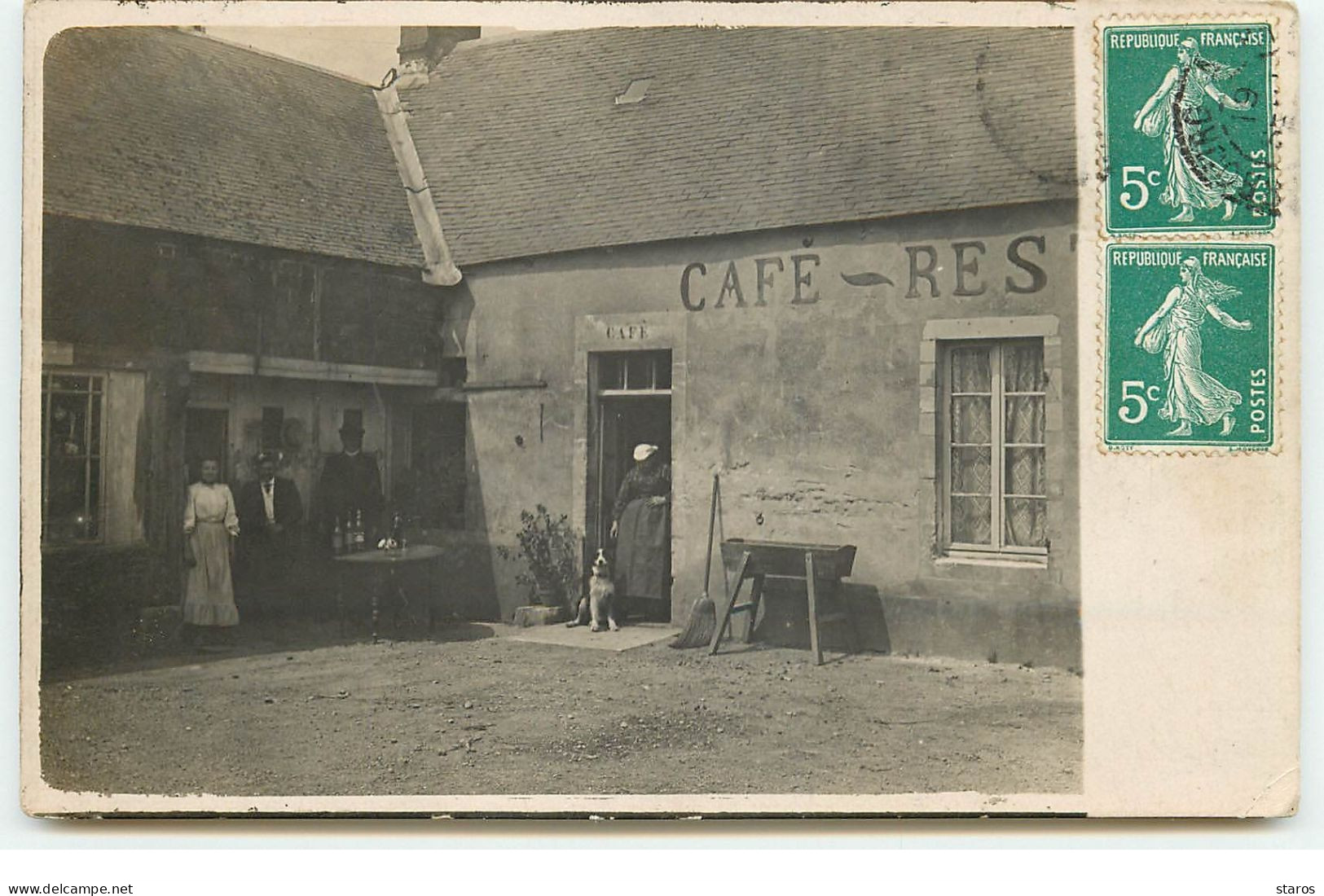 Carte Photo - Cour Devant Un Café-Restaurant - ..ABOURG (sur Le Cachet) - Shops