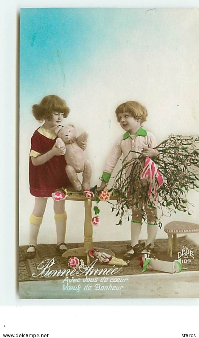 Bonne Année - Avec Vous De Coeur, Voeux De Bonheur - Fillettes Avec Un Ours En Peluche - Teddy Bear - Spielzeug & Spiele