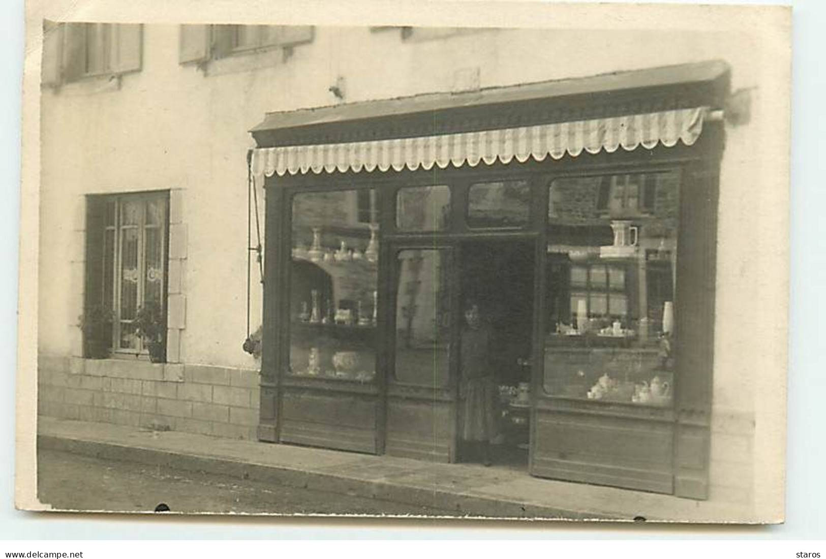 Carte Photo - Une Devanture D'un Commerce - Shops