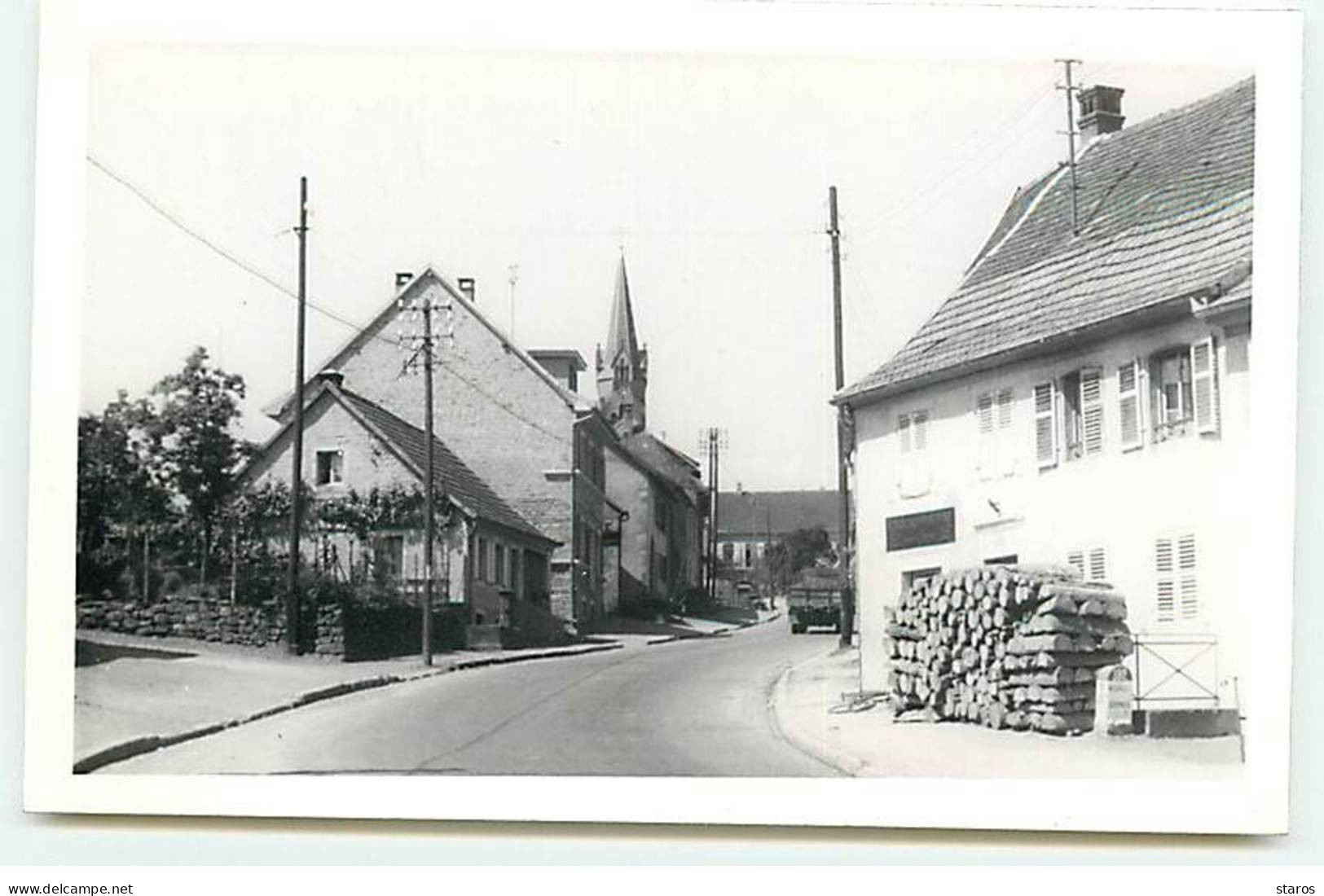 Carte Photo - LUTZELHOUSE - Une Rue, L'église - Other & Unclassified