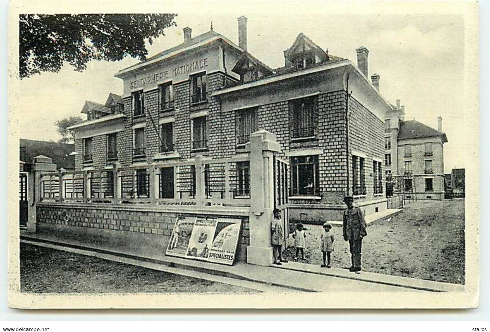 MANTES-SUR-SEINE - La Gendarmerie - Mantes La Ville