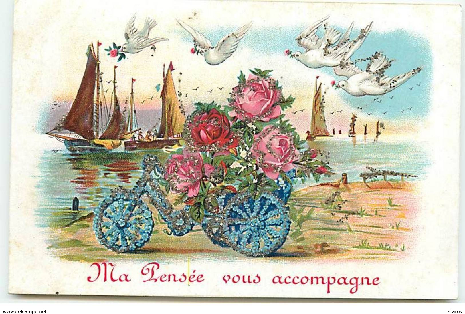 Carte à Paillettes - Ma Pensée Vous Accompagne - Colombes Au Dessus D'un Tricycle Fleuri, Au Fond Des Bateaux - Autres & Non Classés