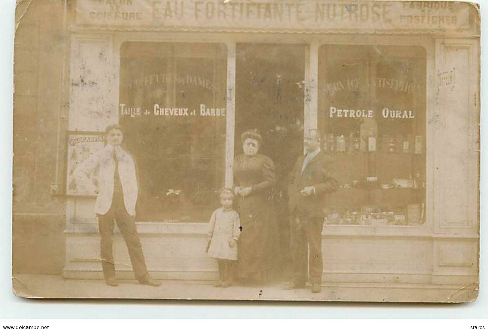 Carte Photo - Coiffeur - Pétrole Oural - Eau Fortifiante Nutrose - Shops