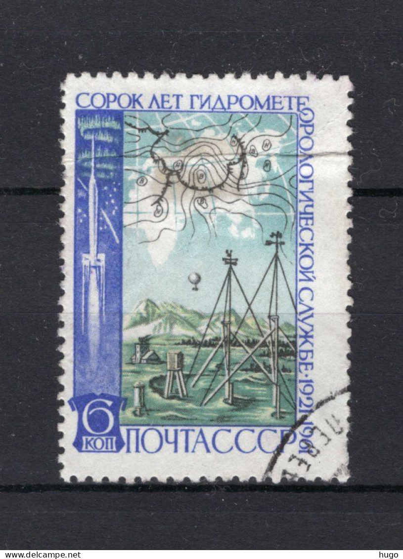 RUSLAND Yt. 2429° Gestempeld 1961 - Used Stamps