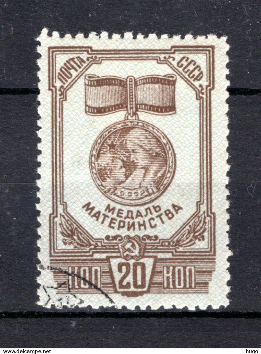 RUSLAND Yt. 971° Gestempeld 1945 - Used Stamps