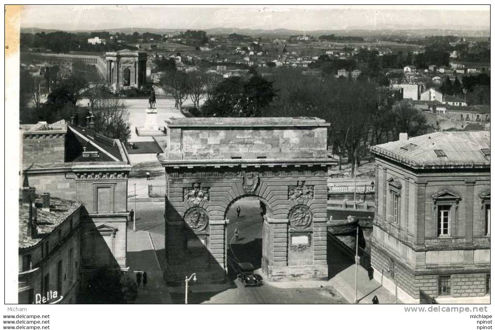 CPSM 34 MONTPELLIER  VUE D'ENSEMBLE  DE L'ARC DE TRIOMPHE      PARFAIT ETAT - Montpellier