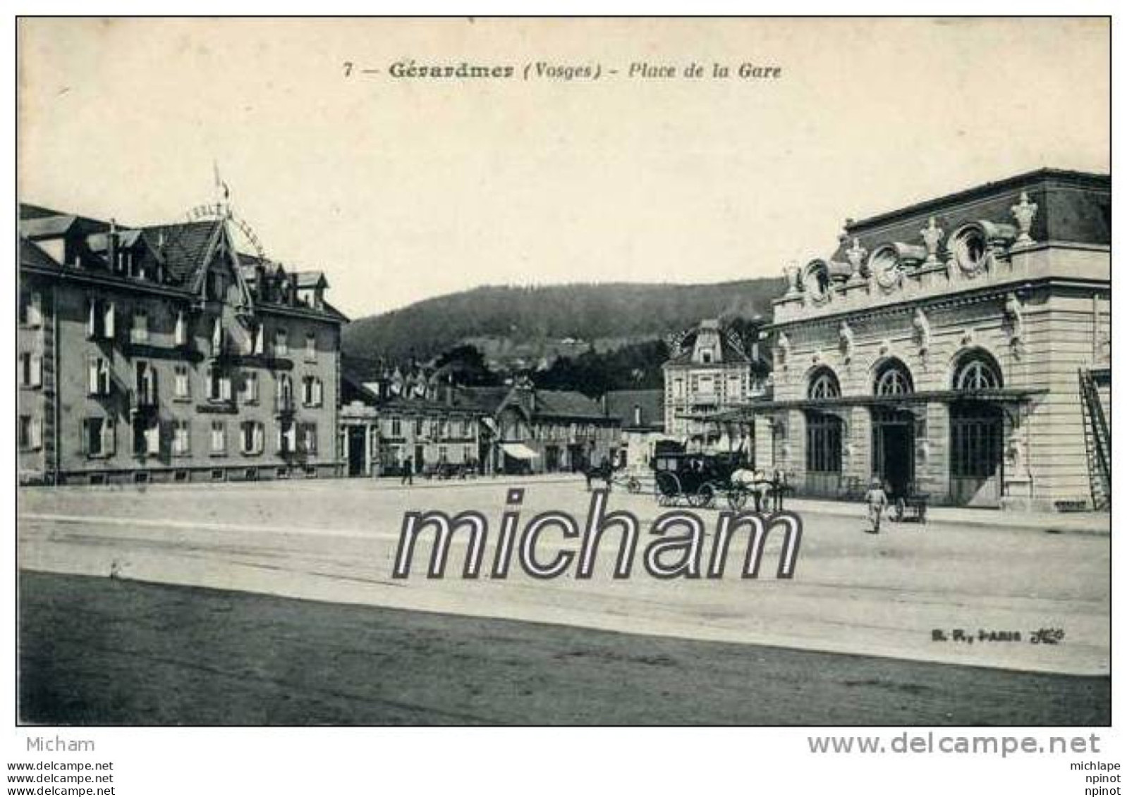 CPA 88     GERARDMER  PLACE DE LA GARE    PARFAIT  ETAT - Gerardmer