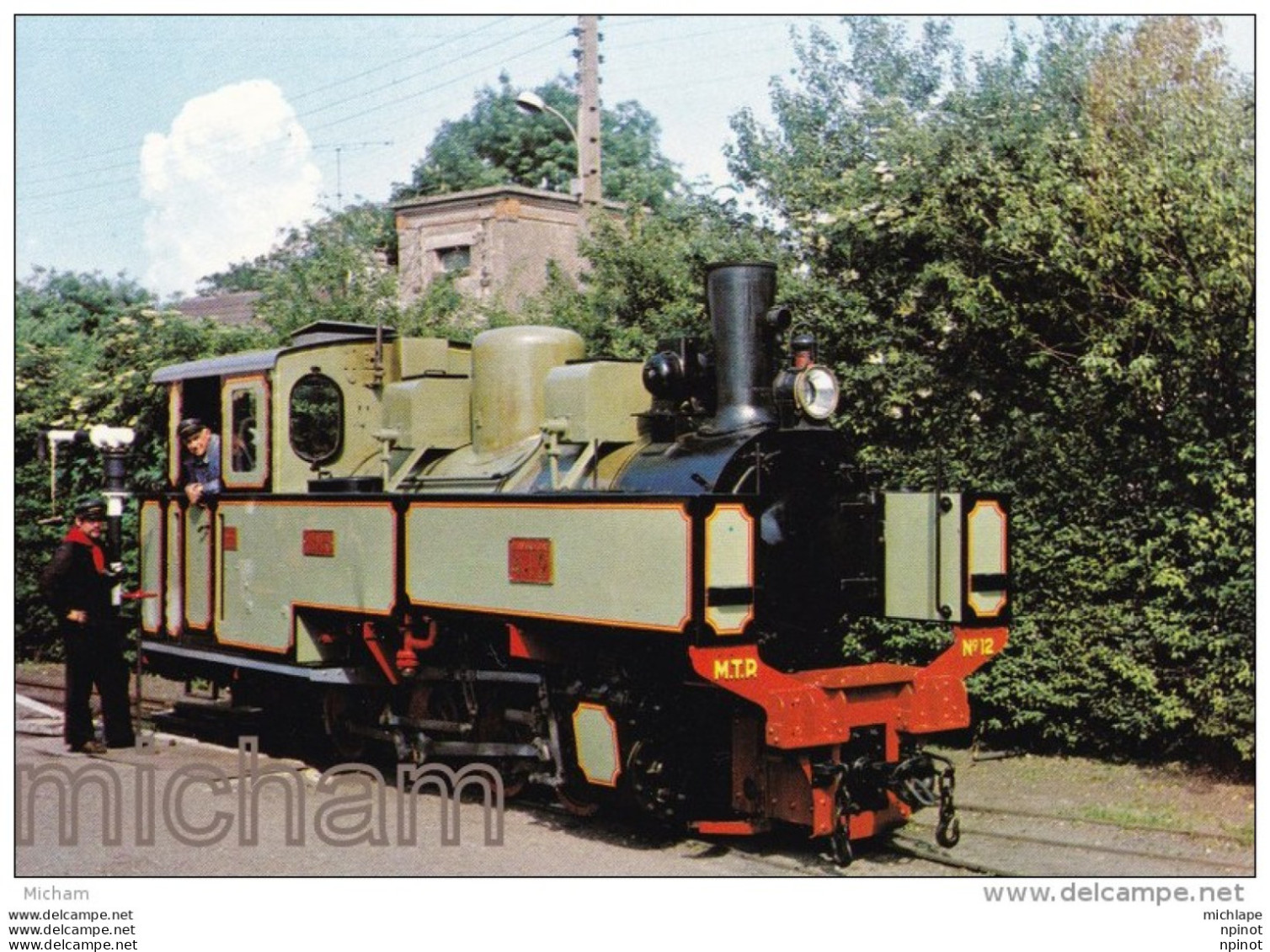 CPM  45 PITHIVIERS    MUSEE DU TRANSPORT    LOCO 040 T  TB ETAT - Pithiviers