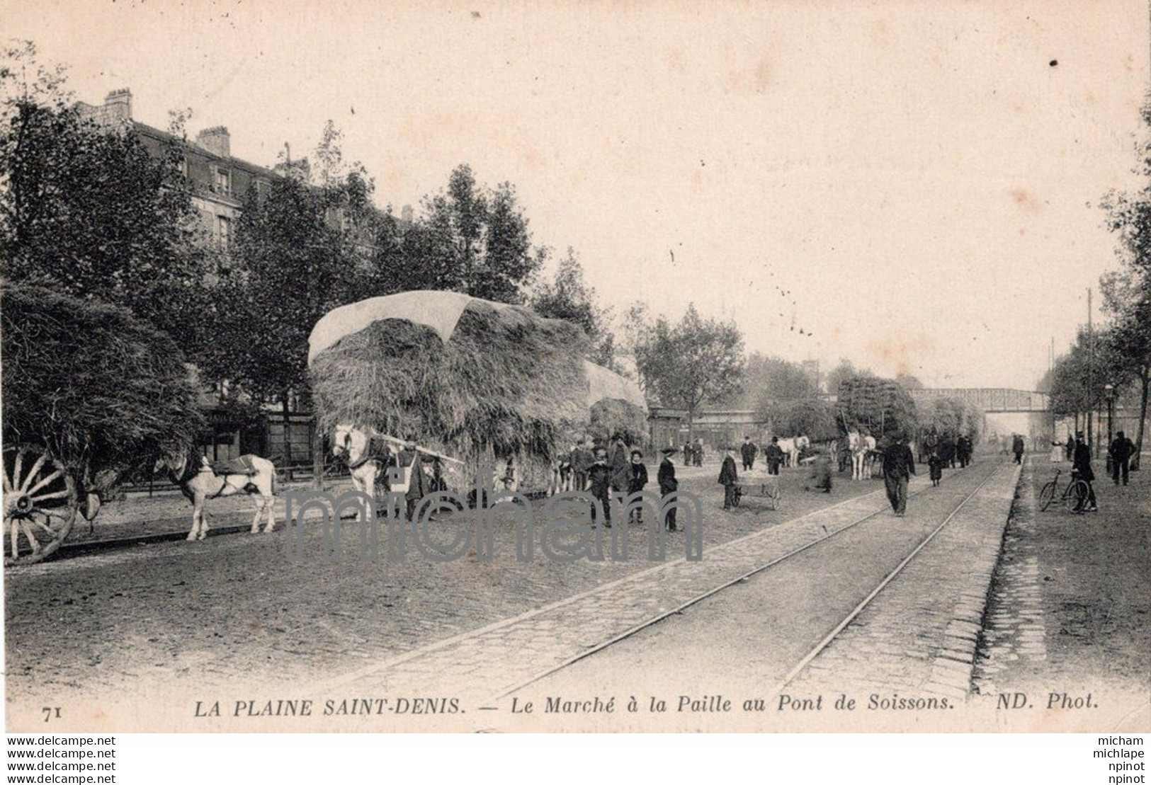 C P A  93  LA PL AINE SAINT DENIS  - Le Marché  A La  Paille - Saint Denis