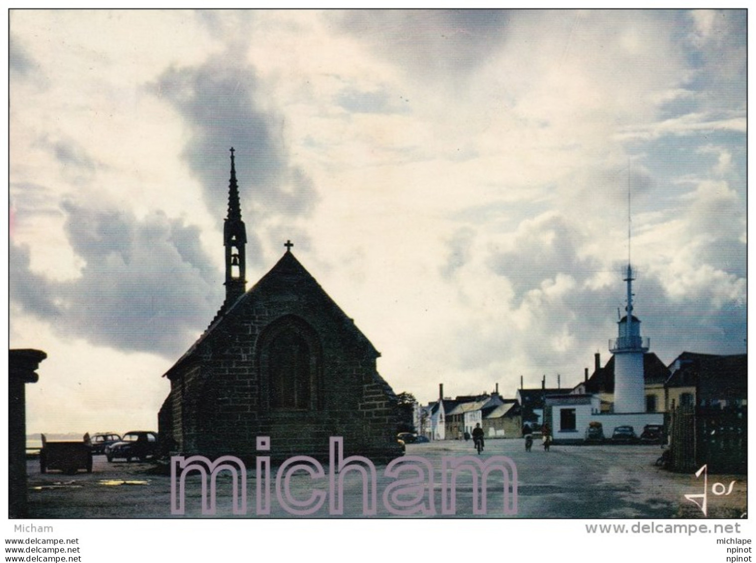 CPM 29   CONCARNEAU CHAPELLE  NOTRE  DAME   TB ETAT - Concarneau