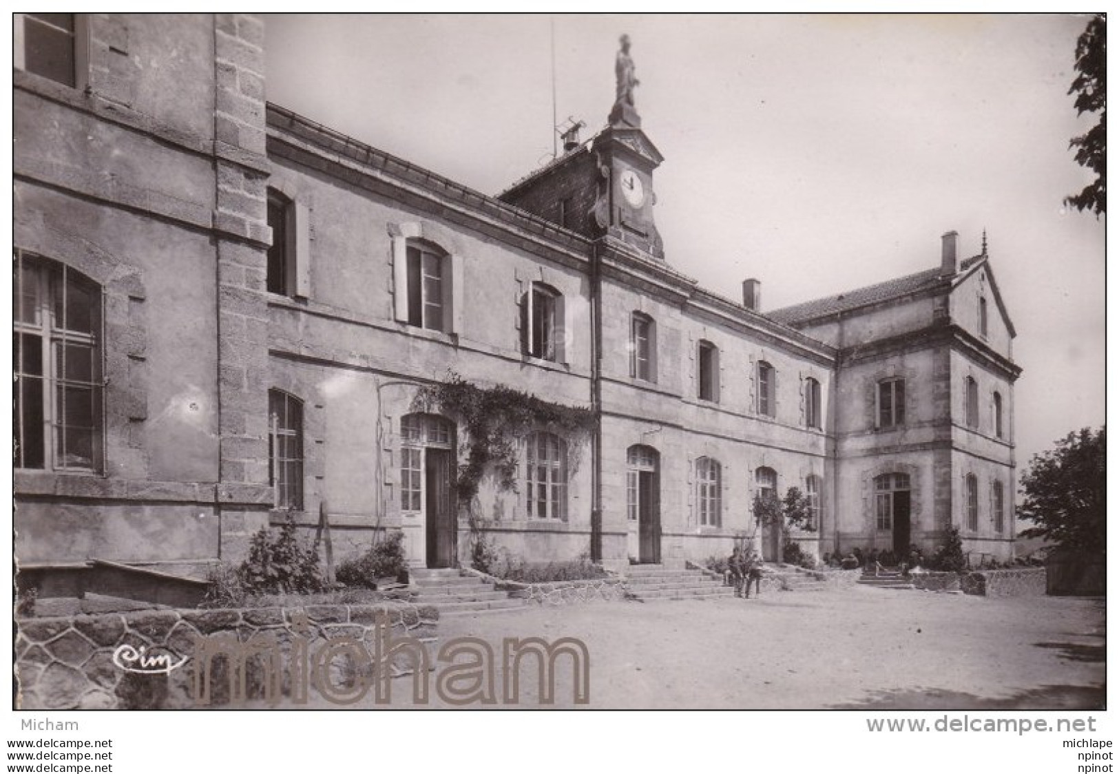 CPSM  48  CHAMBON LE  CHATEAU  ECOLE   DES  GARCONS    TB ETAT - Other & Unclassified