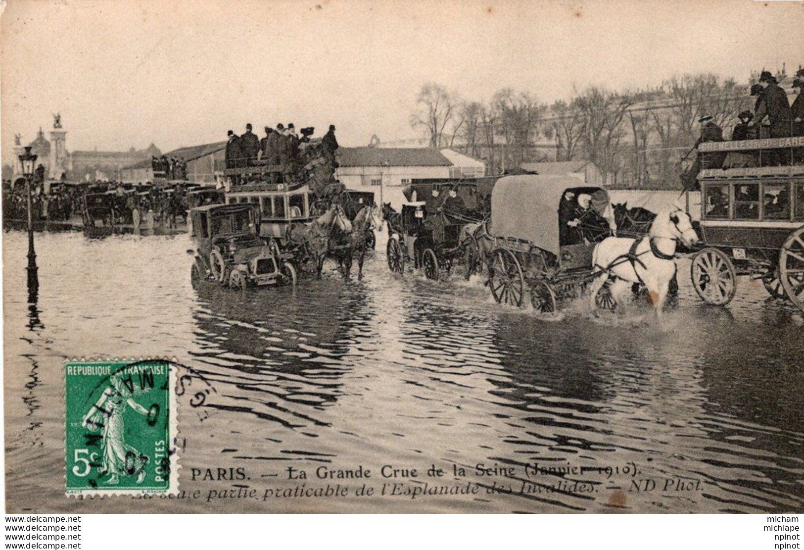 CPA - 75 - PARIS  -  7 Em -     Inondations De Paris 1910  La Grande Cue De La  Seine  Esplanade Des  Invalides - De Overstroming Van 1910