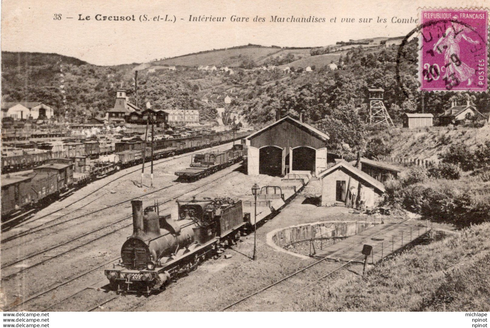 C P A - 71 -    LE CREUSOT -  Interieur Gare Des Marchandises - Le Creusot