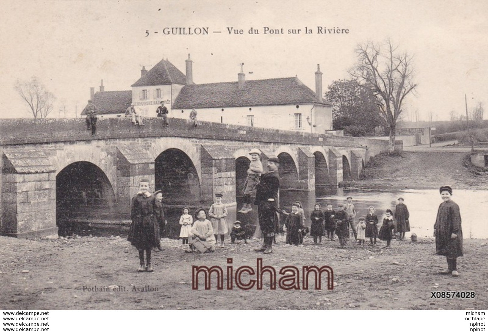 CPA  89  GUILLON Vue Du Pont Sur La Riviere - Guillon