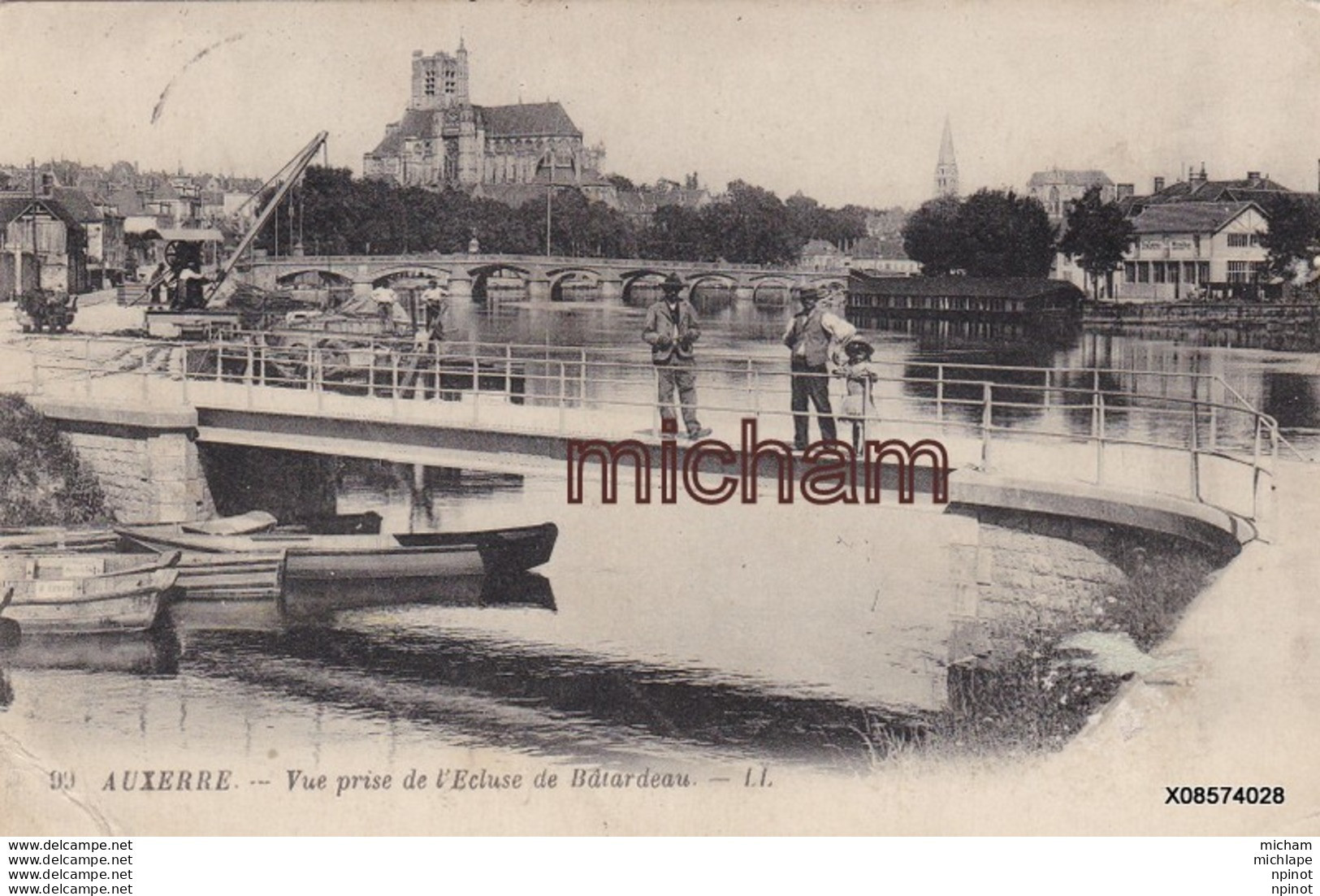 CPA  89   AUXERRE  Vue Prise De L'ecluse De Batardeau - Auxerre