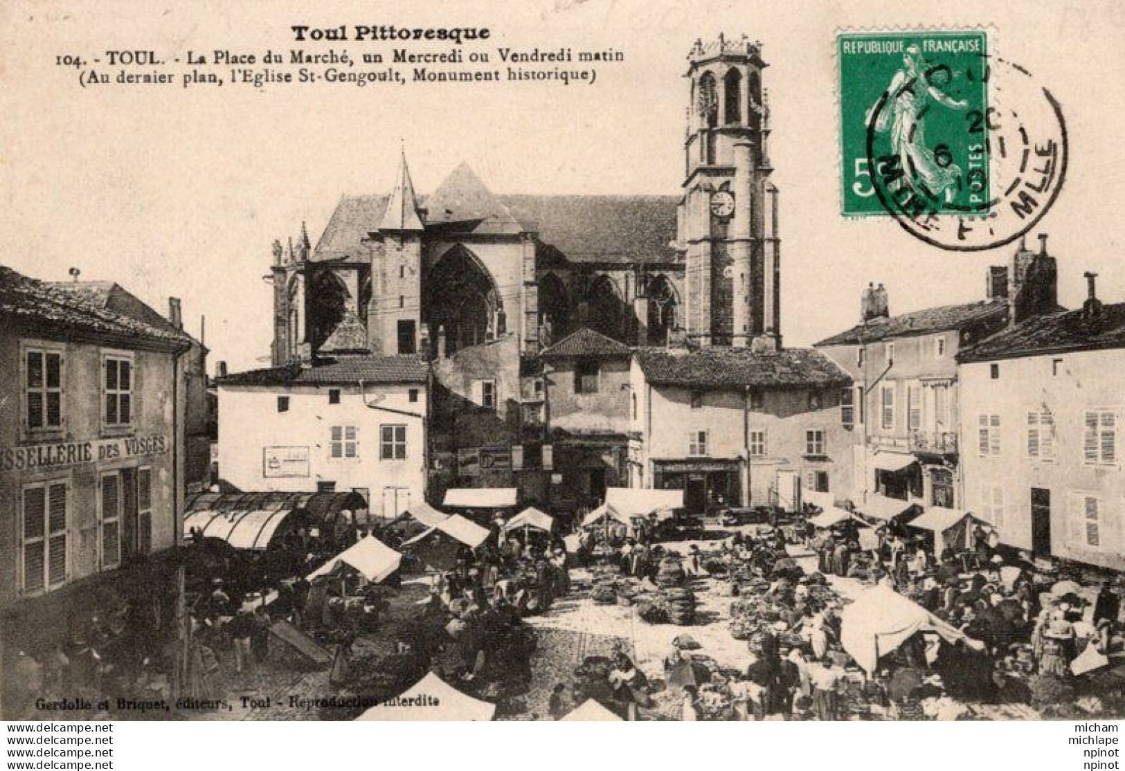 C P A   - 54 -  TOUL -   La Place  Du Marché - Toul