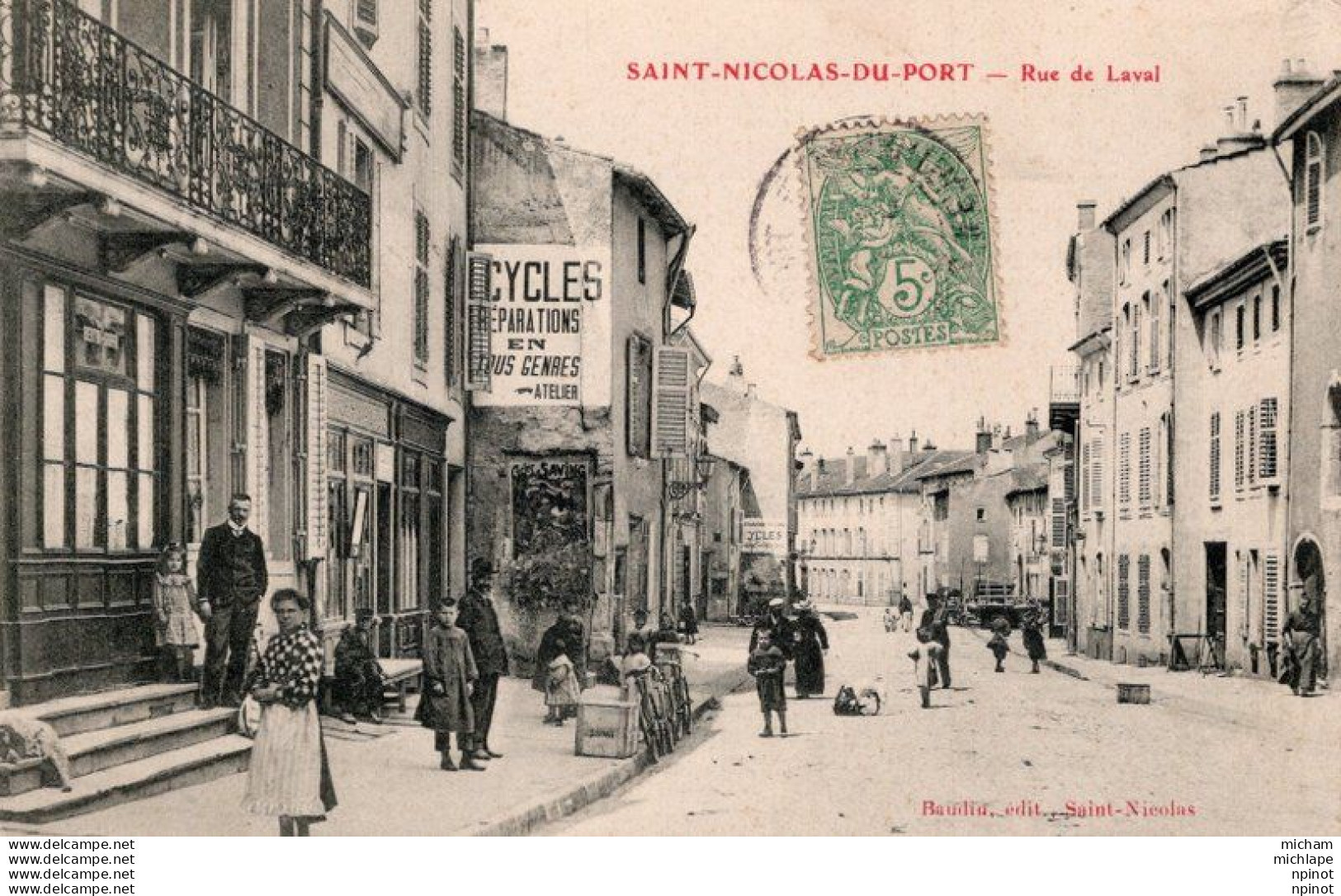 C P A   - 54 -  SAINT NICOLAS DU PORT - Rue De Laval - Saint Nicolas De Port