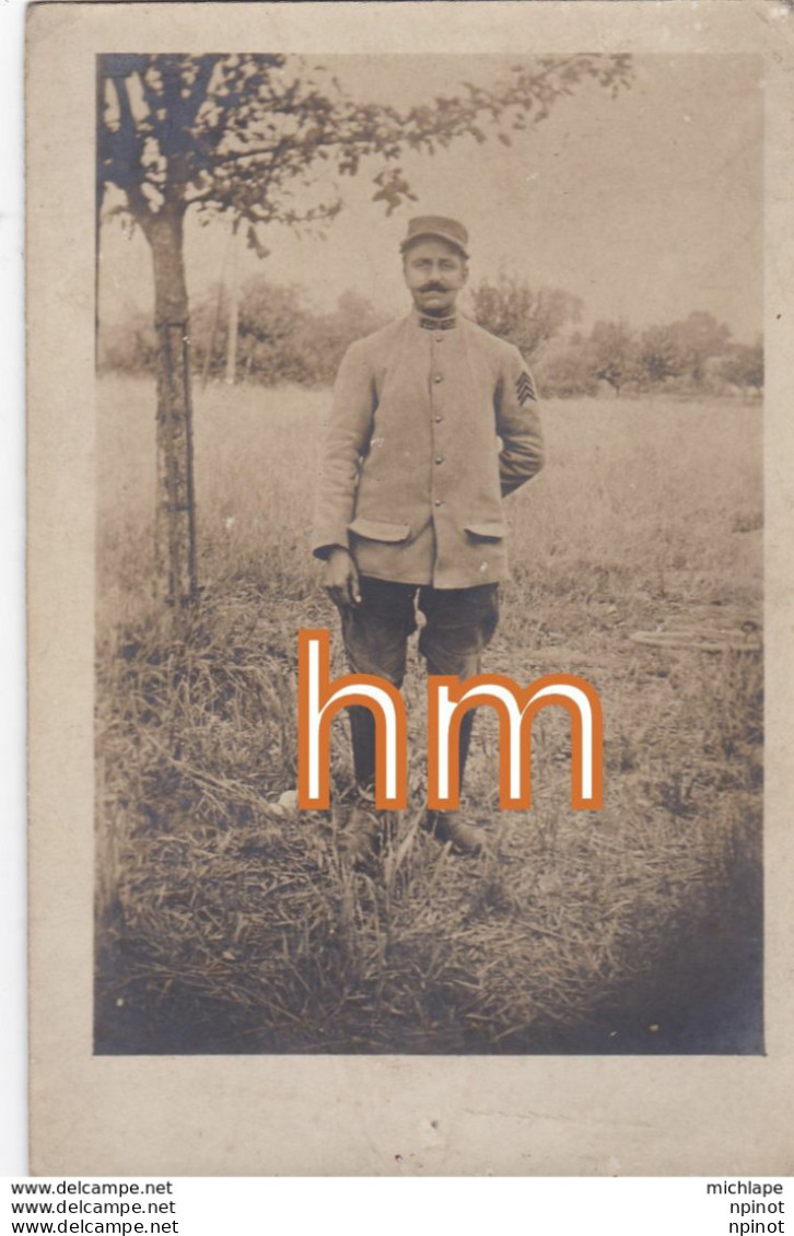 CPA  Carte Photo  Un Militaire - 1914-18